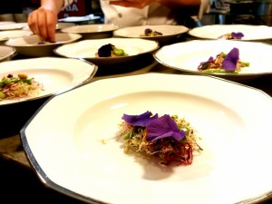 Ensalada de leguminosas con vinagreta de miel